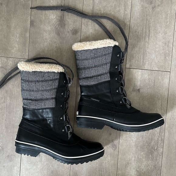 JBU Women's Siberia Waterproof Lace-Up Quilted Cold-Weather Boots Size 8M - Picture 1 of 16